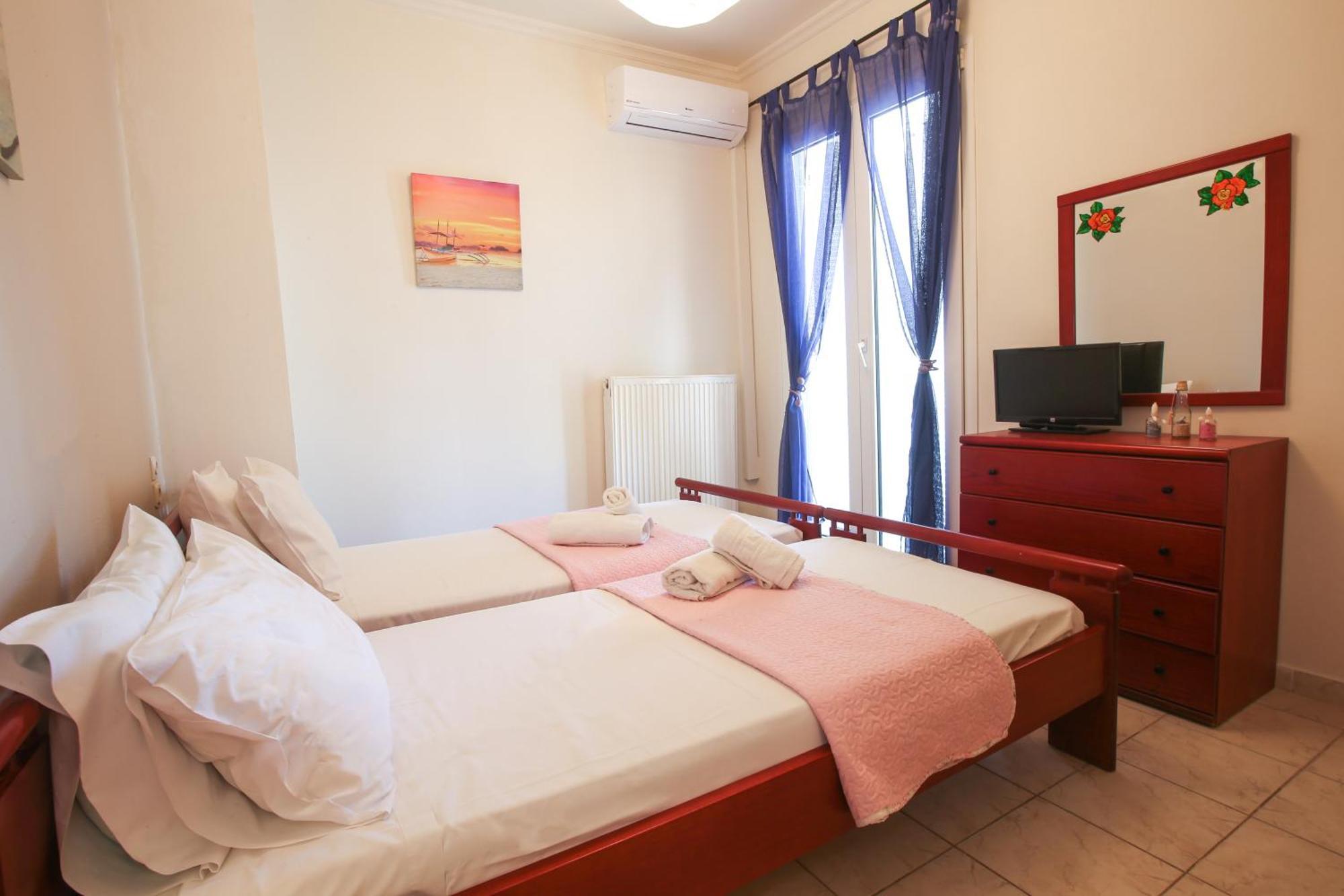 S&C Kosmos Beach Resort 로다 외부 사진