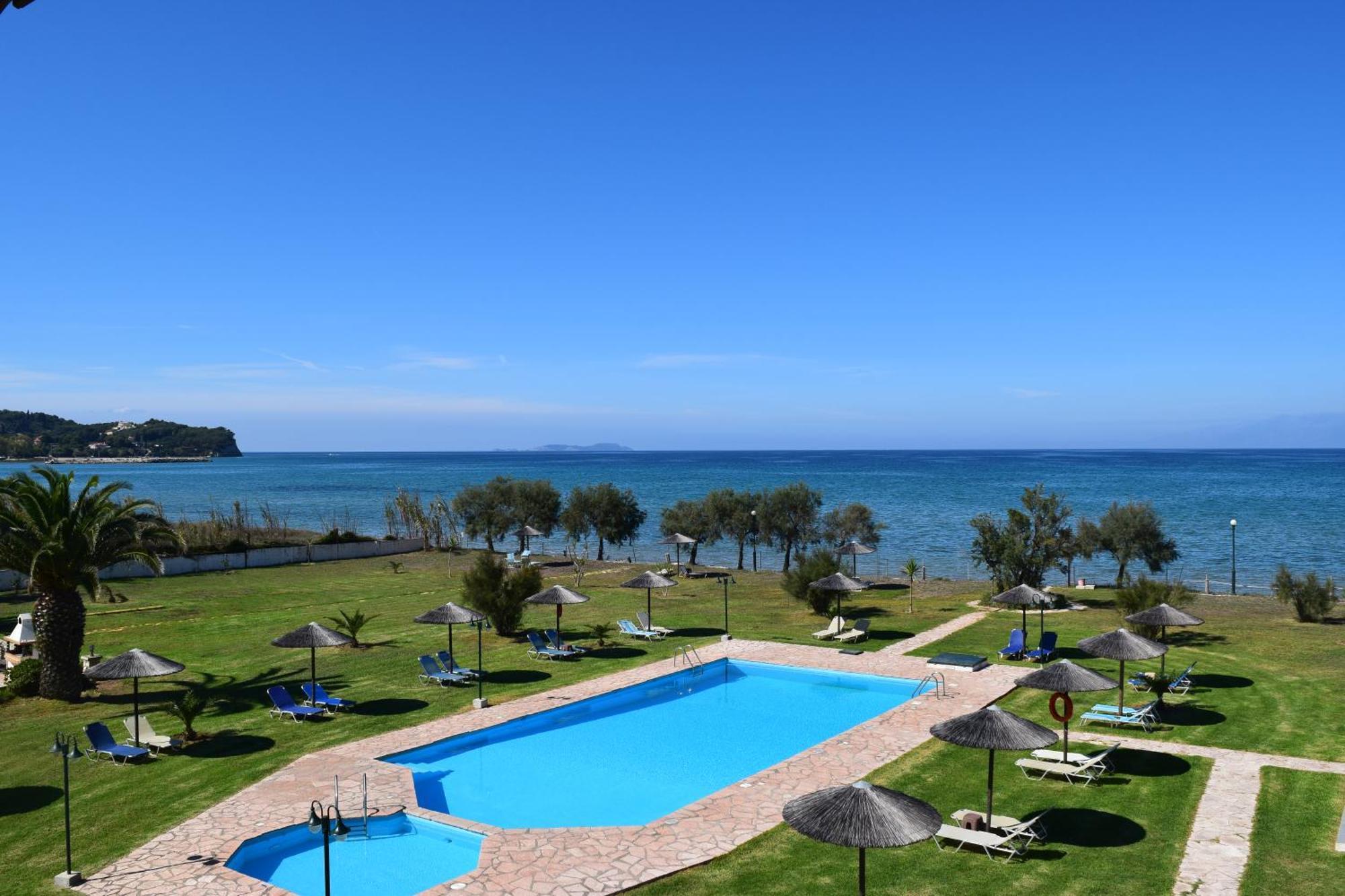 S&C Kosmos Beach Resort 로다 외부 사진